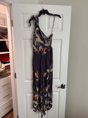Floral One-Shoulder Jumpsuit in Dark Purple